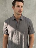 Camisa gris con textura