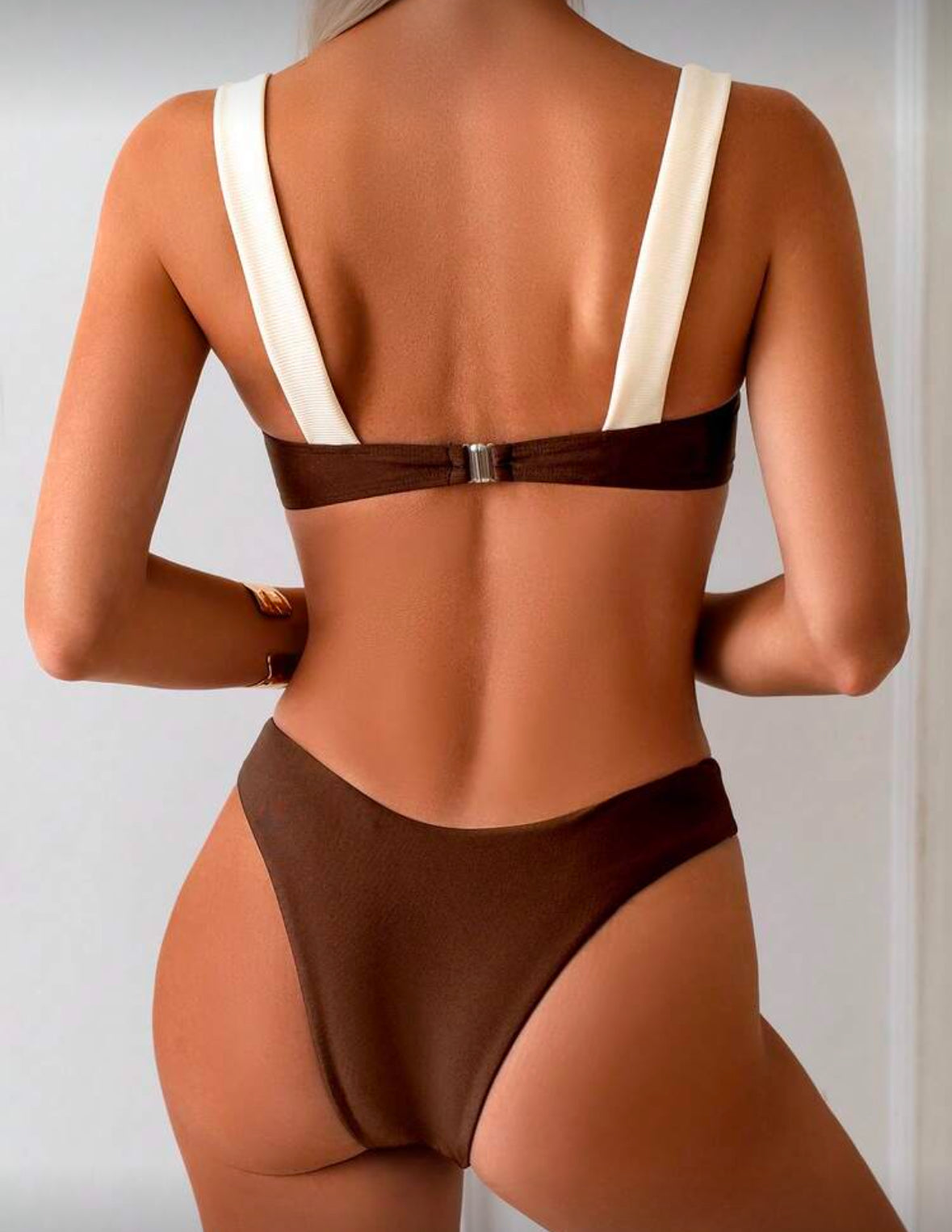 Bra dorado